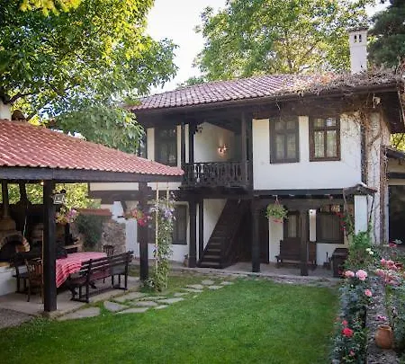 бояджика Къща за гости Tŭzha